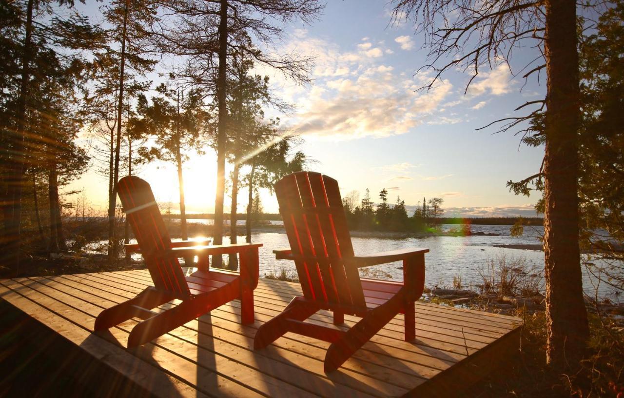 Stone Cove Waterfront Adults Only B&B 托伯莫里 外观 照片