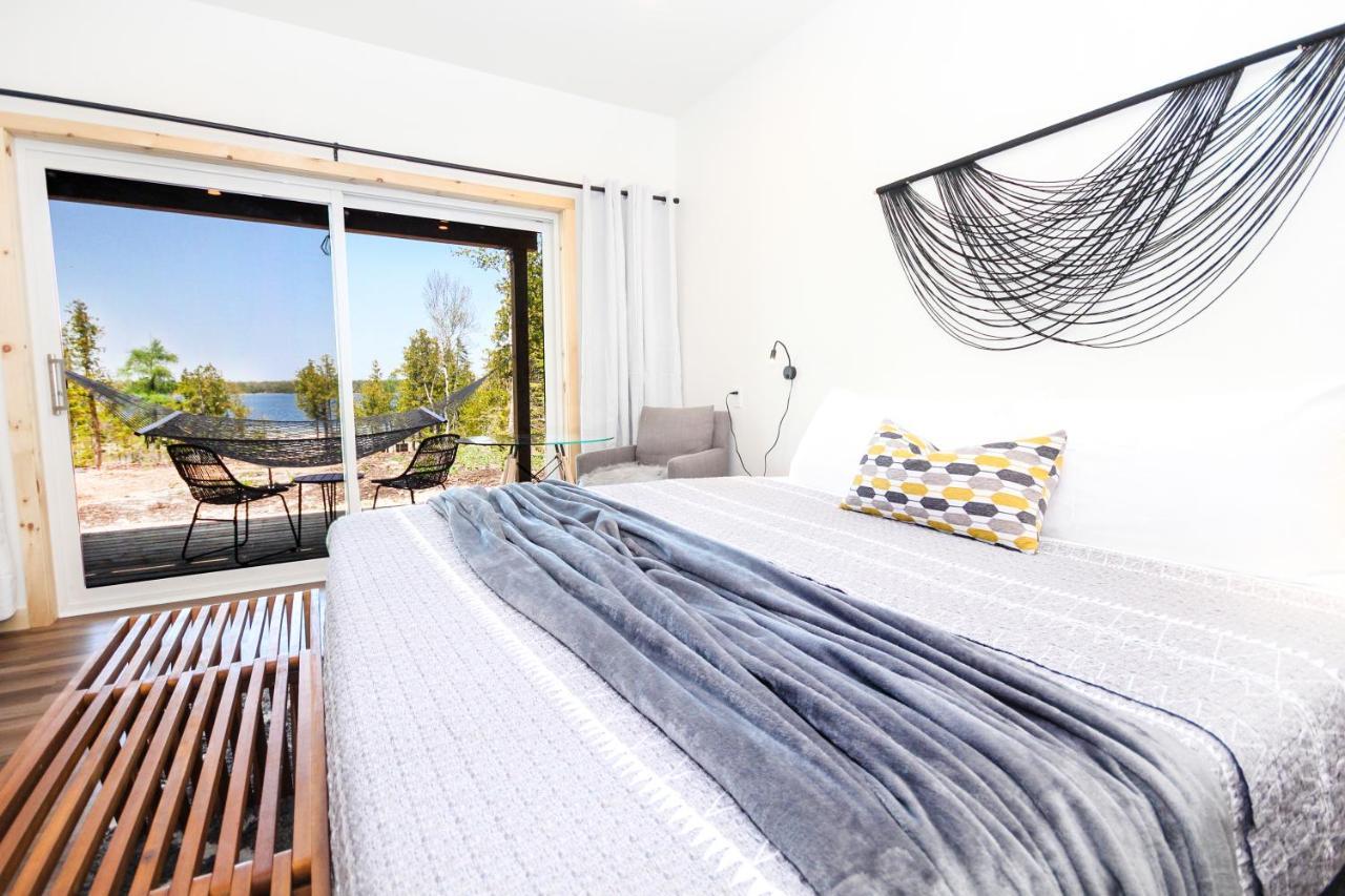 Stone Cove Waterfront Adults Only B&B 托伯莫里 外观 照片