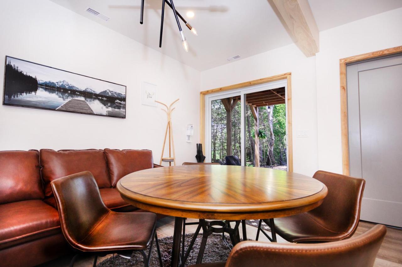 Stone Cove Waterfront Adults Only B&B 托伯莫里 外观 照片