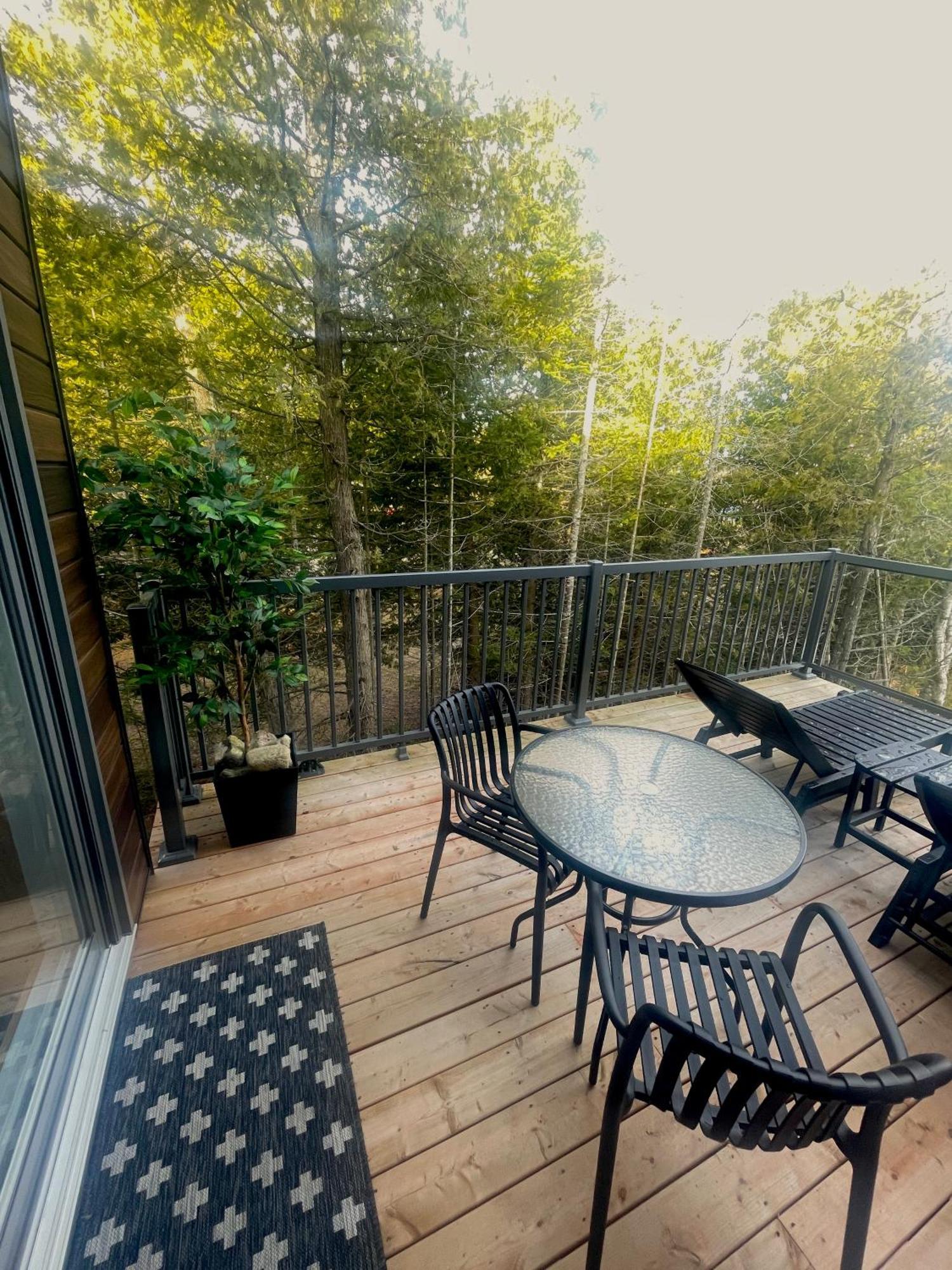 Stone Cove Waterfront Adults Only B&B 托伯莫里 外观 照片